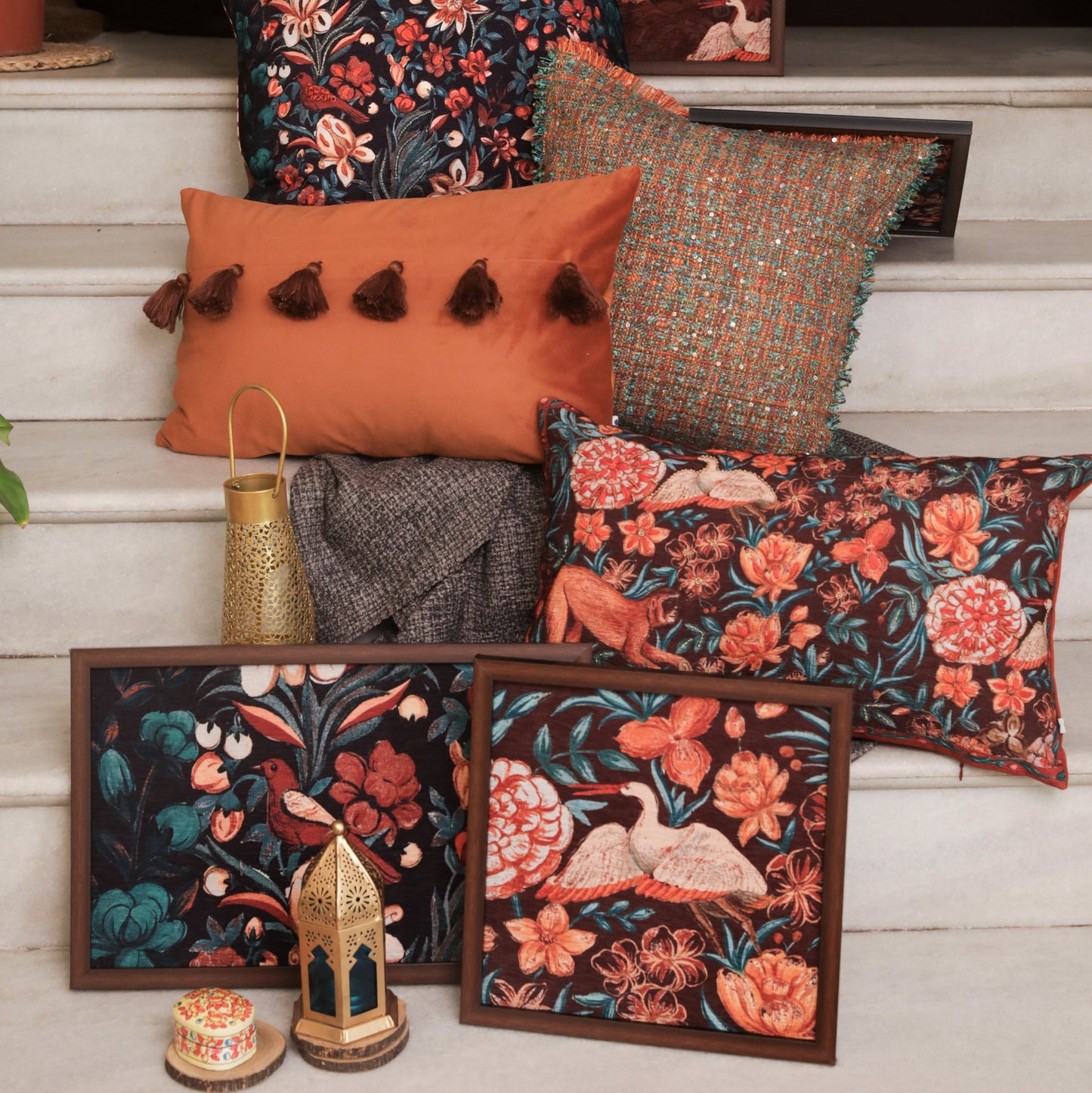 Noor Velvet Cushion