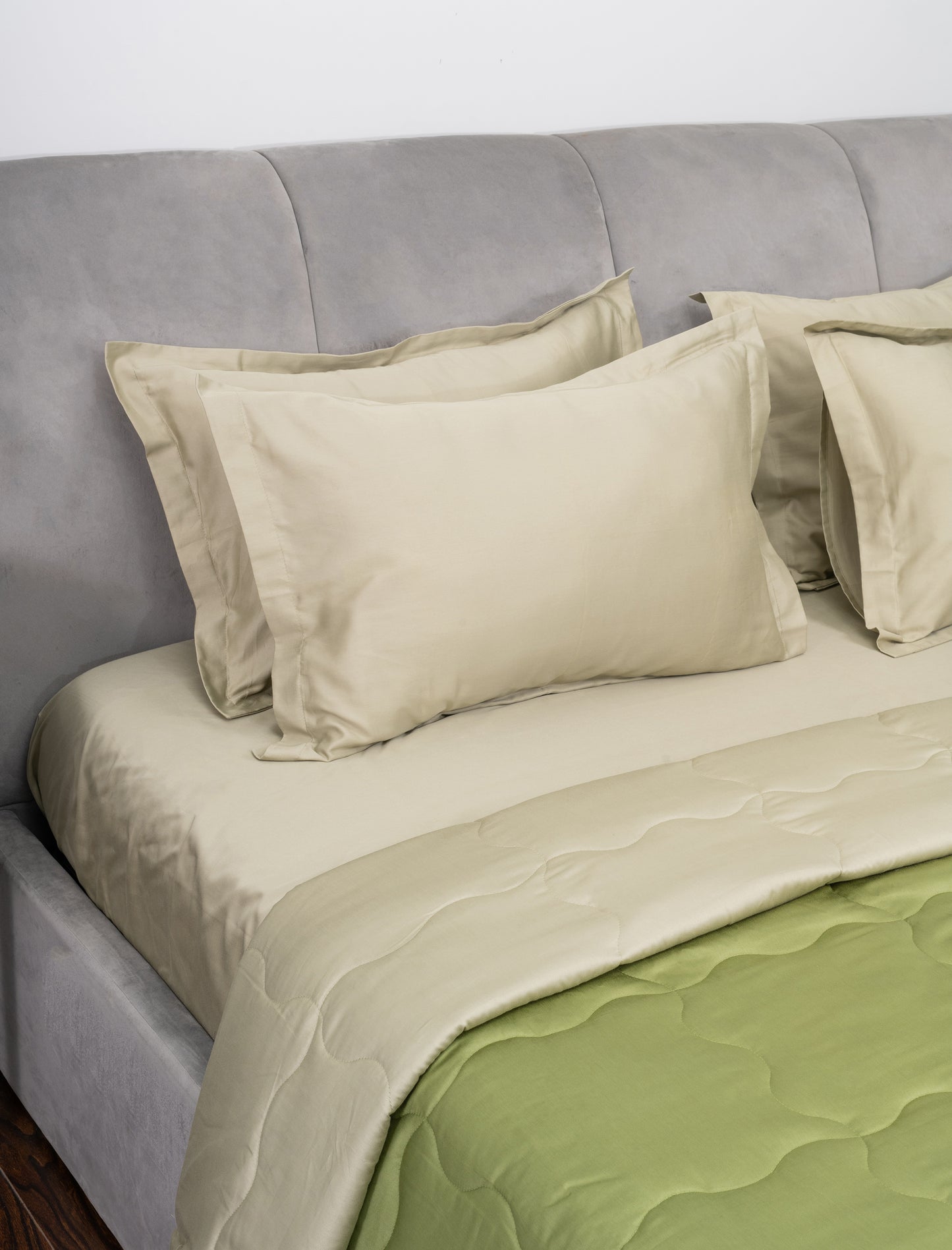 Forest Sage & Olive Comforter
