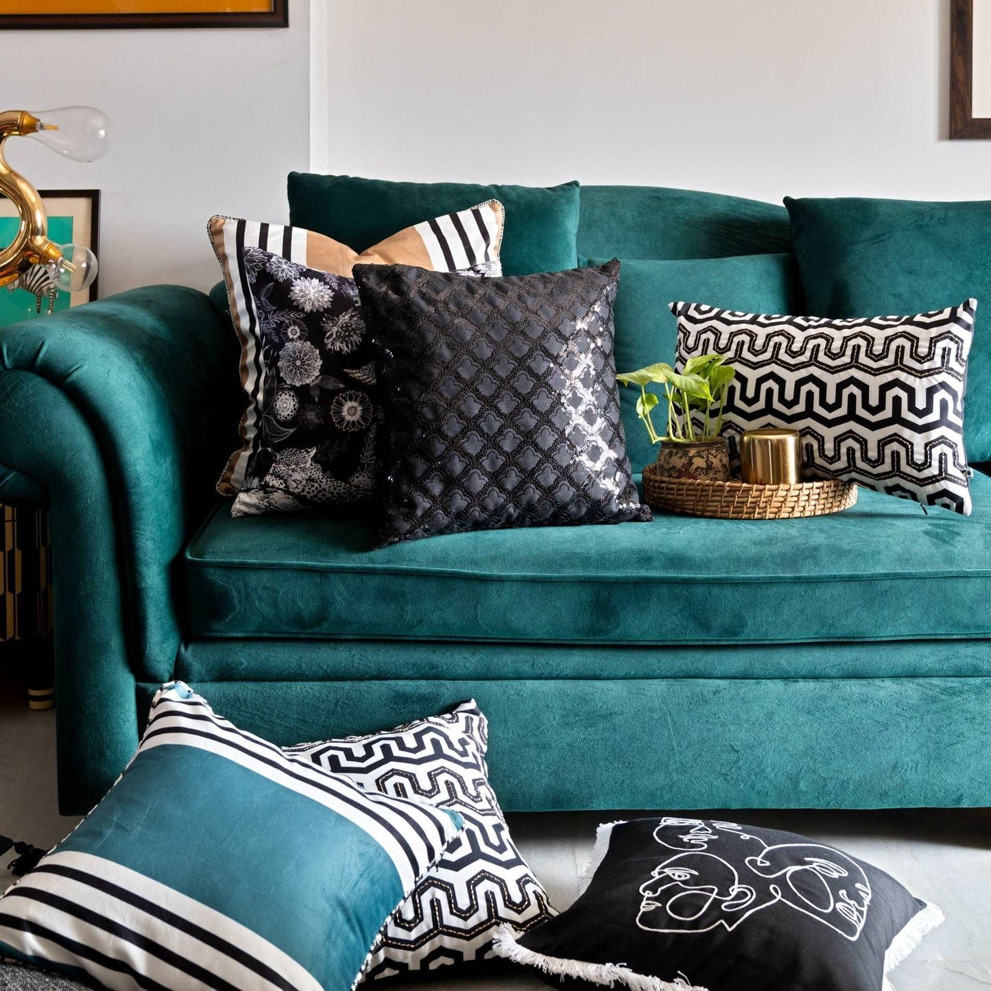 Noir Expression Pillow