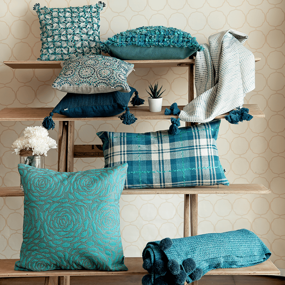 Rosebud Embroiderd Cushion Cover