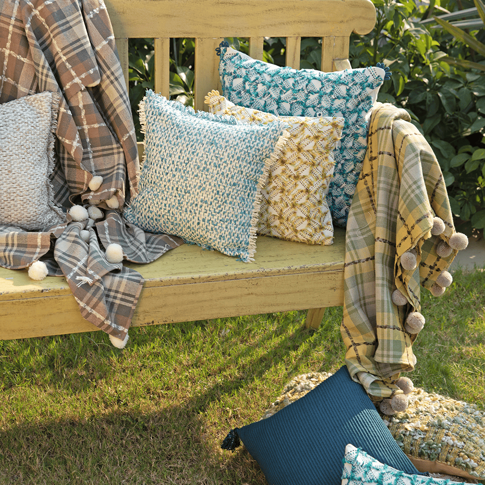 Ruffle Cushion Cover