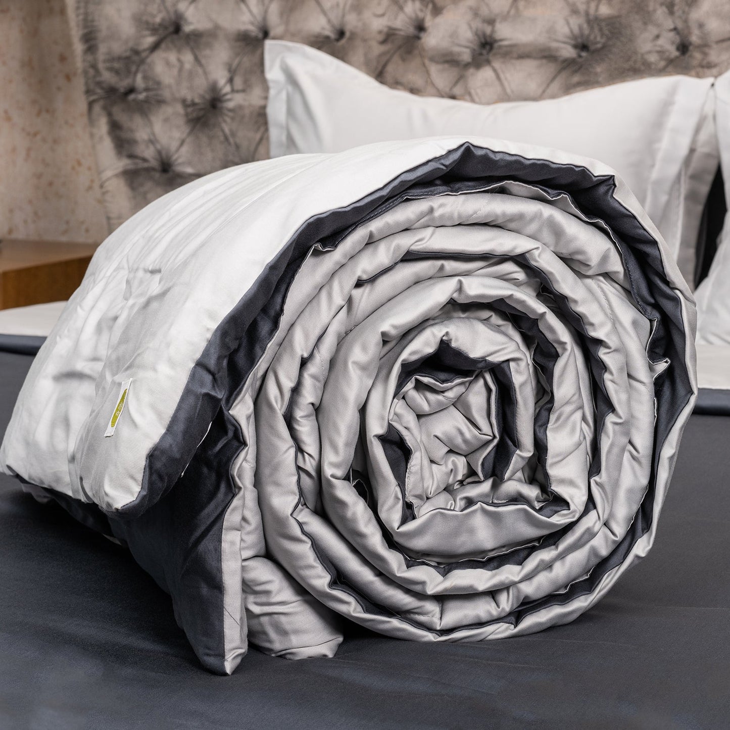 Pearl Essence & Carbon Diamond Comforter