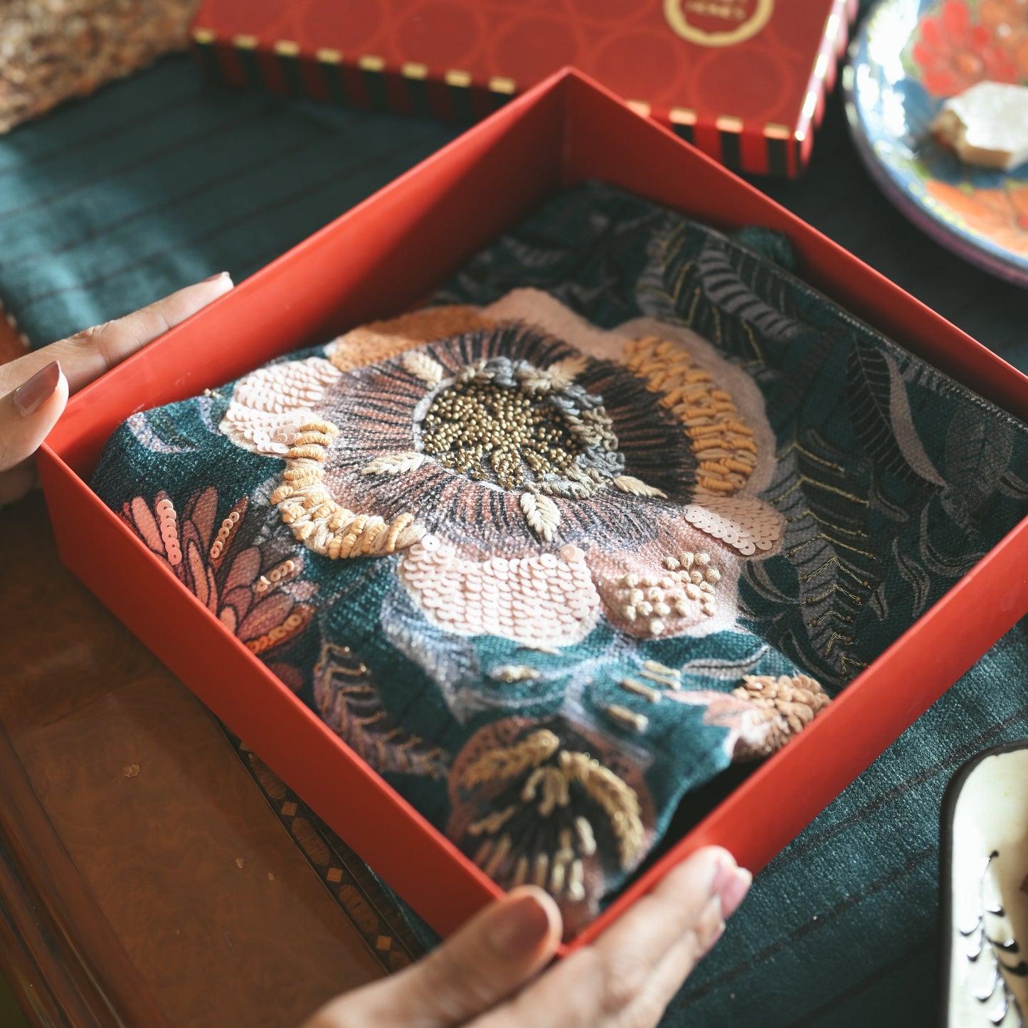 Elegance Runner Gift Box