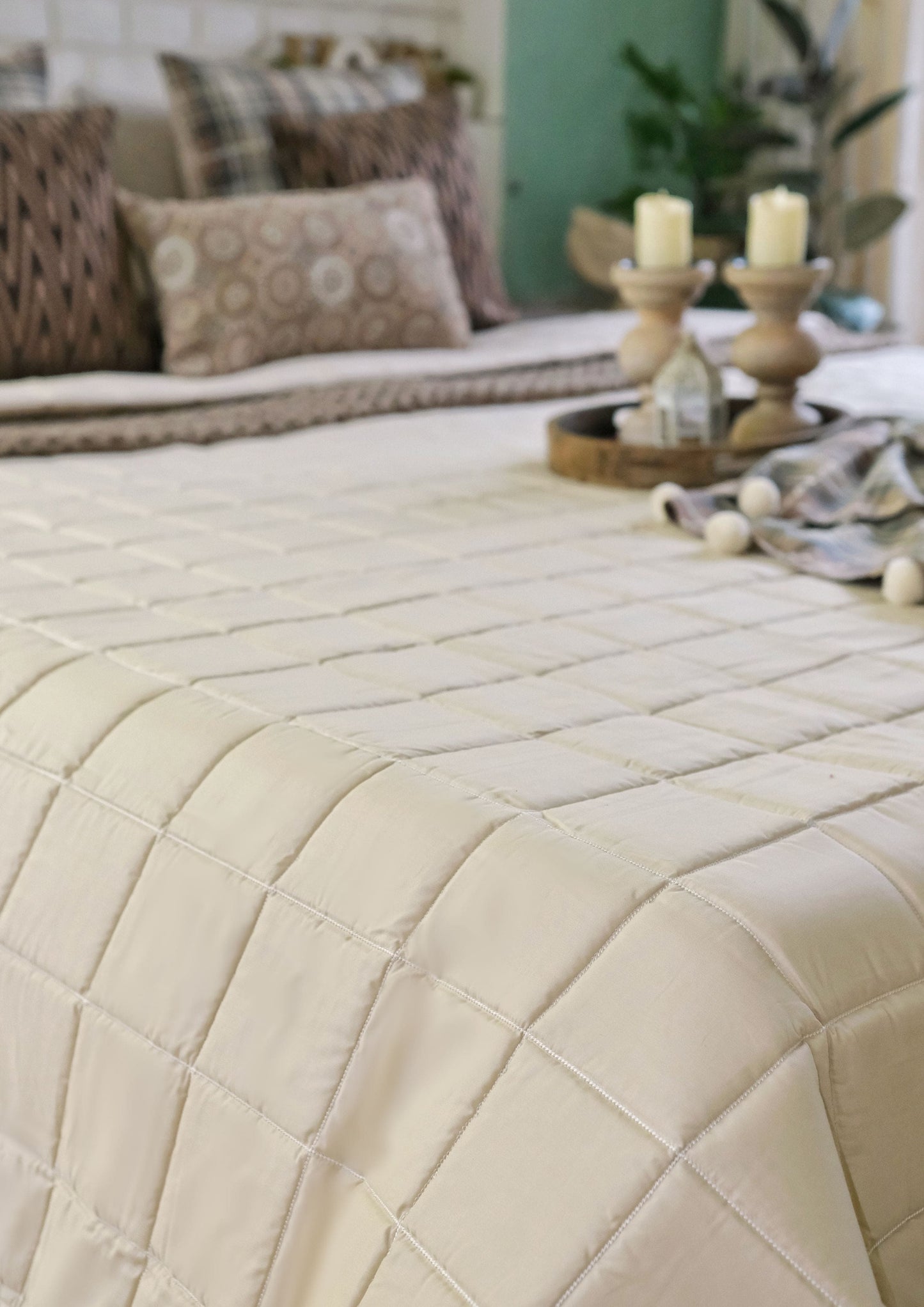 Square Elegance Quilted Bedcover