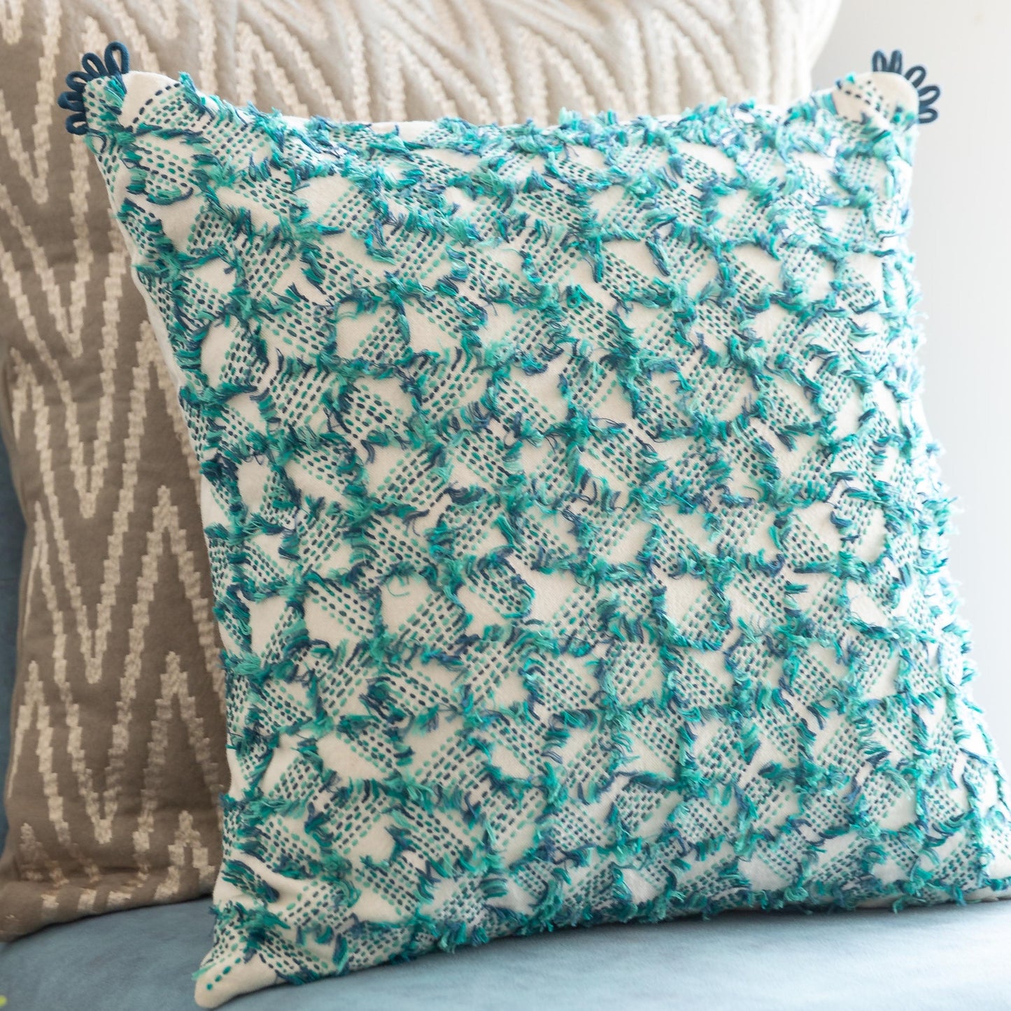 Ruffle Cushion Cover